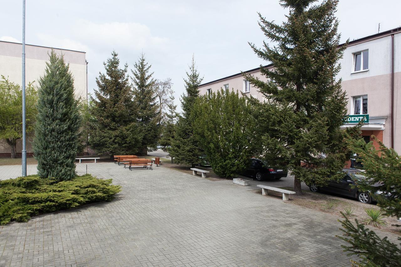Dom Studenta Nr 1 Ans W Koninie Hostel Конин Екстериор снимка