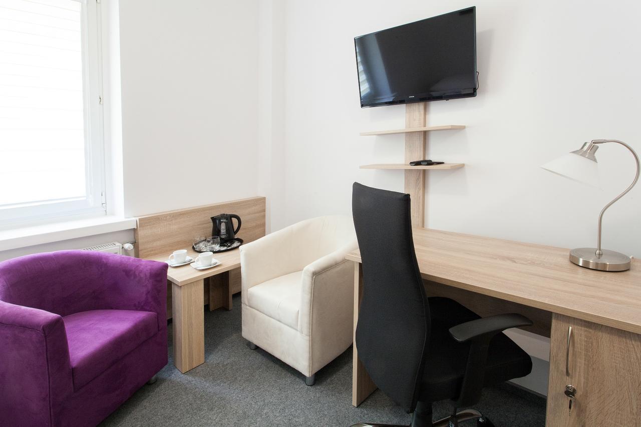 Dom Studenta Nr 1 Ans W Koninie Hostel Конин Екстериор снимка