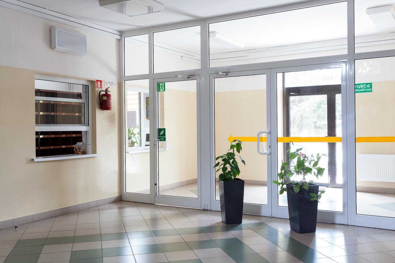 Dom Studenta Nr 1 Ans W Koninie Hostel Конин Екстериор снимка