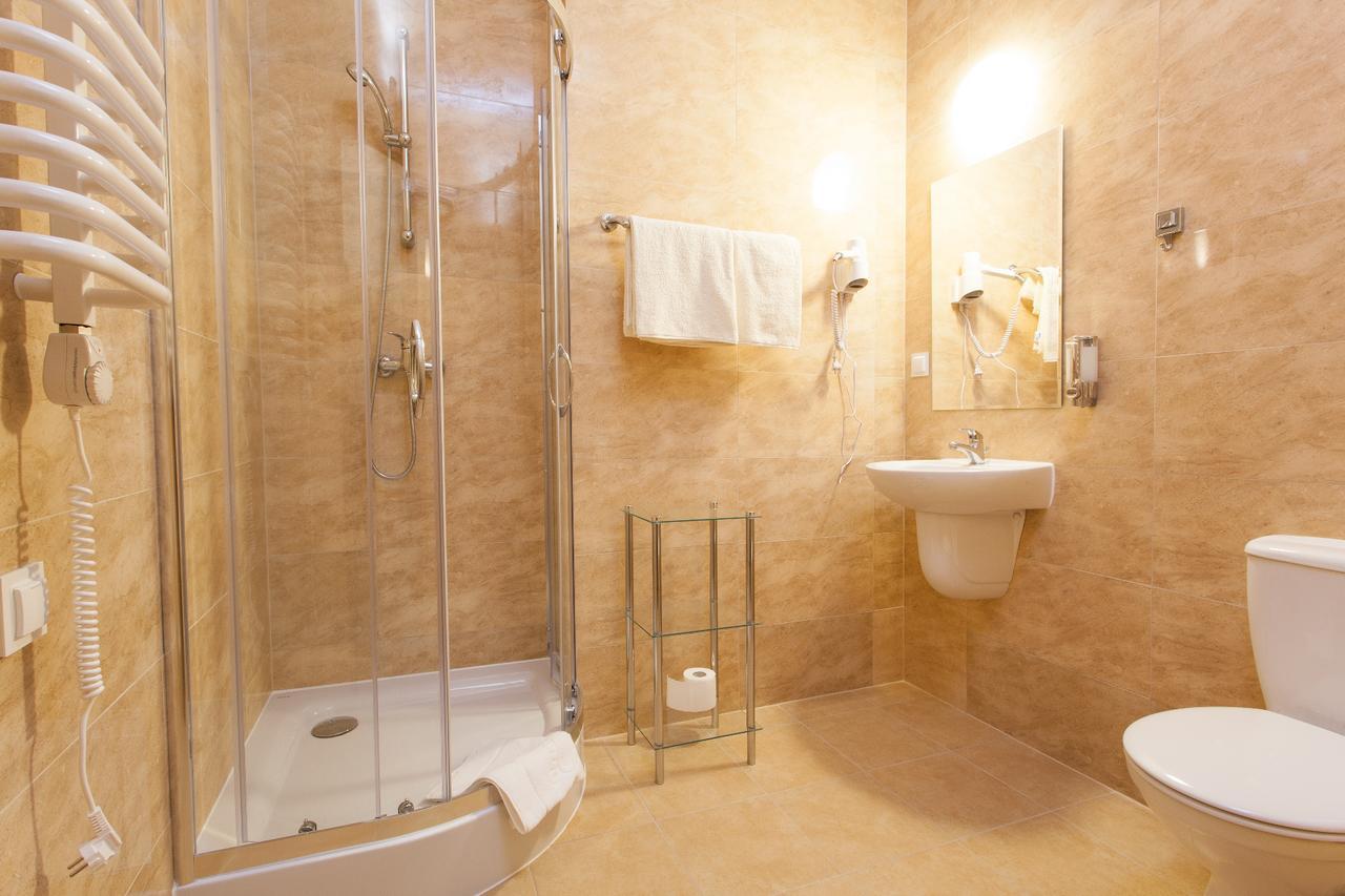 Dom Studenta Nr 1 Ans W Koninie Hostel Конин Екстериор снимка